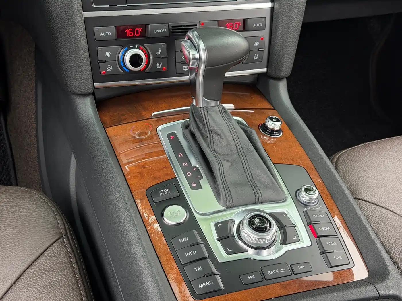 Photo 14 - Audi Q7