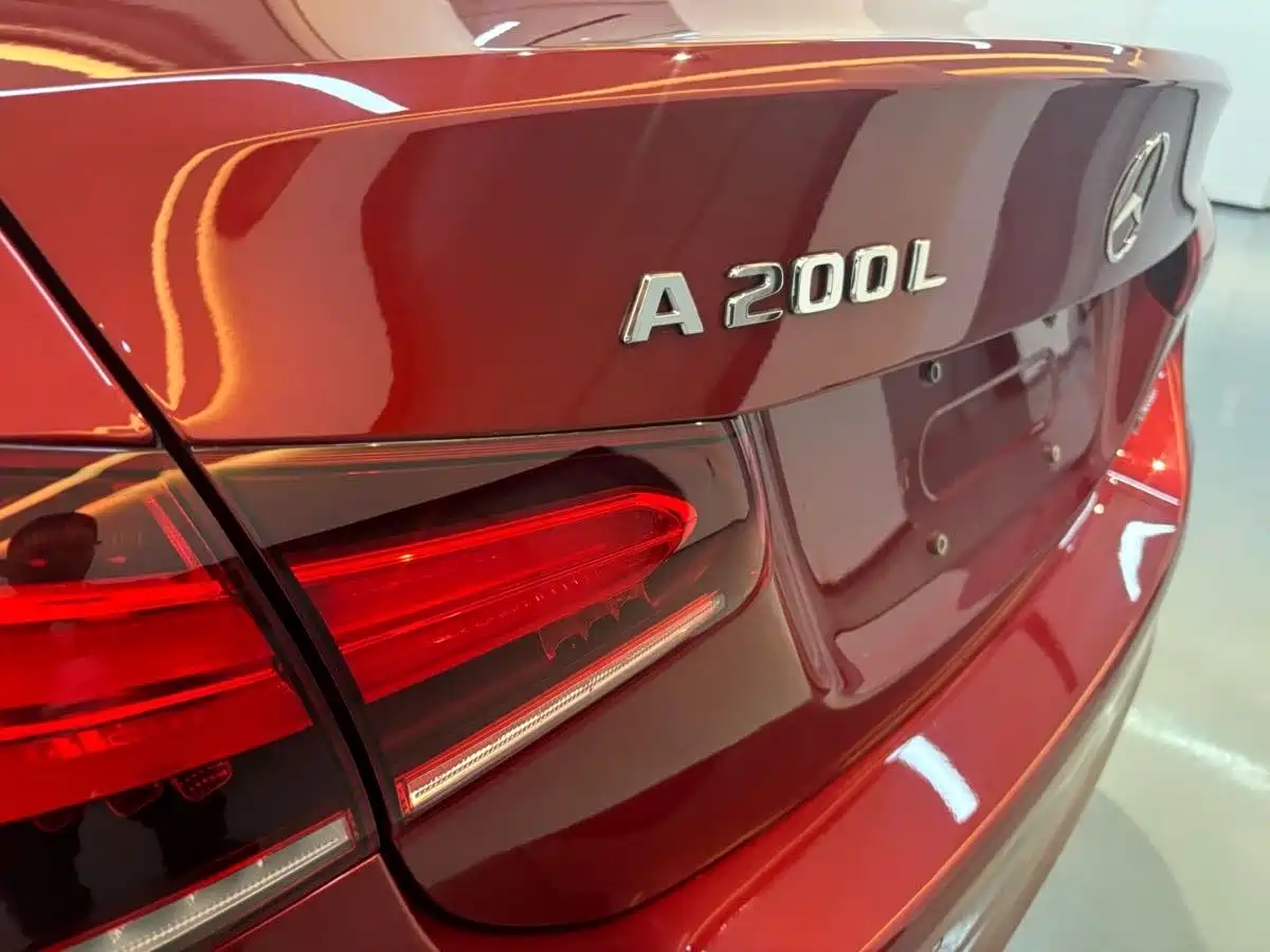 Mercedes-Benz A-Class 2019 A 200 L Sport Sedane Pioneer Special Edition фото 4