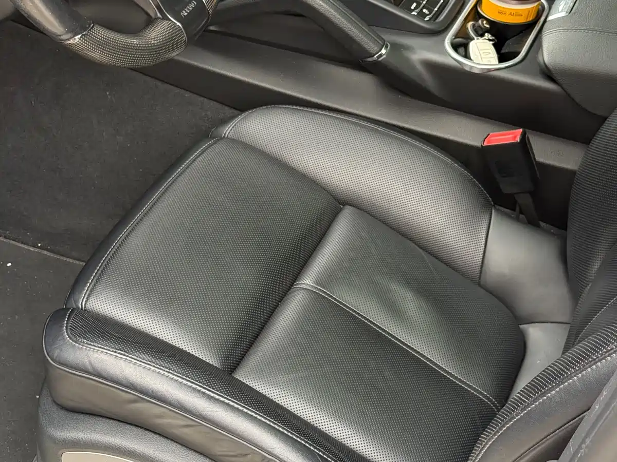 Porsche Cayenne 2014 Cayenne Platinum Edition 3.0T фото 36