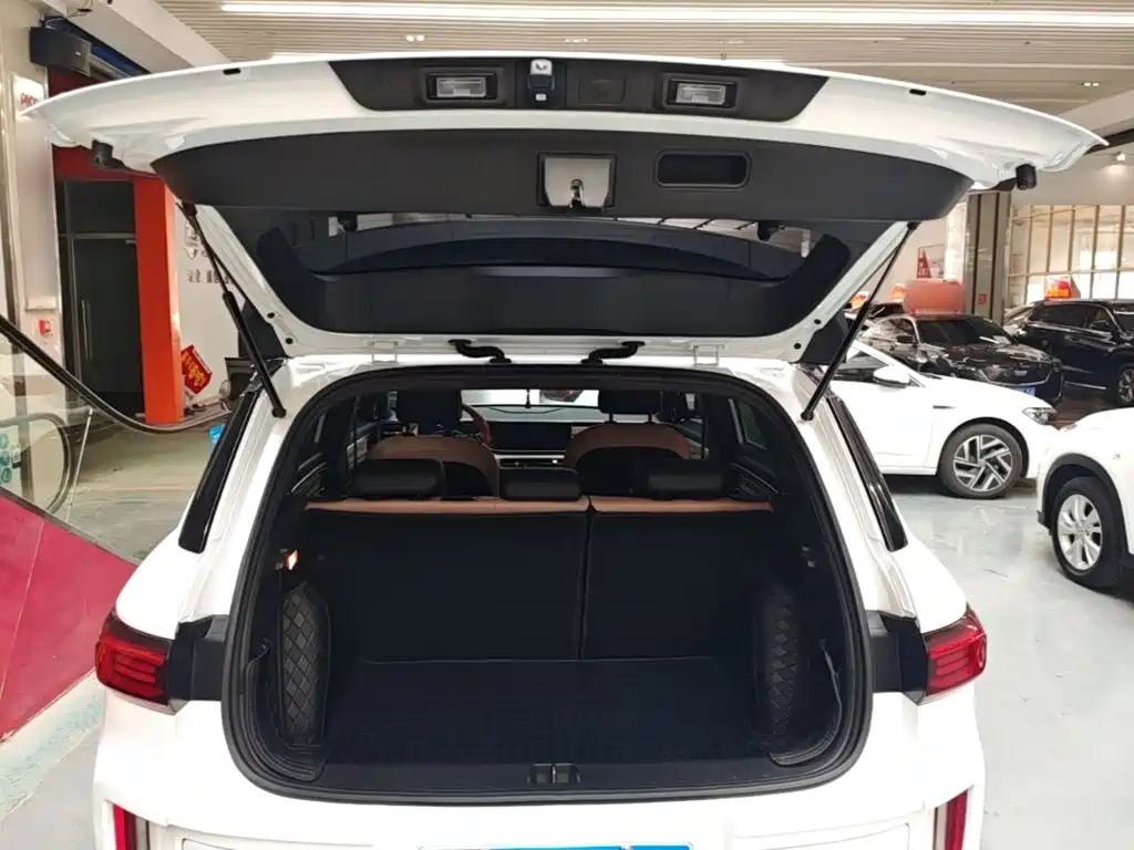Geely ICON 2024 2023 Model 1.5TD Chocolate Deluxe Edition