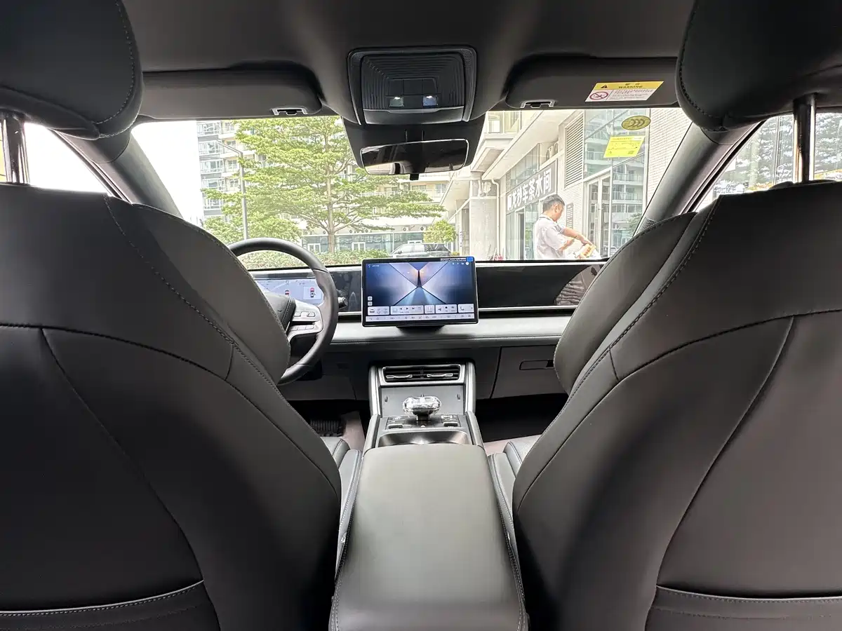 BYD Qin L 2025 DM-i Smart Drive Edition 80KM Leading фото 25
