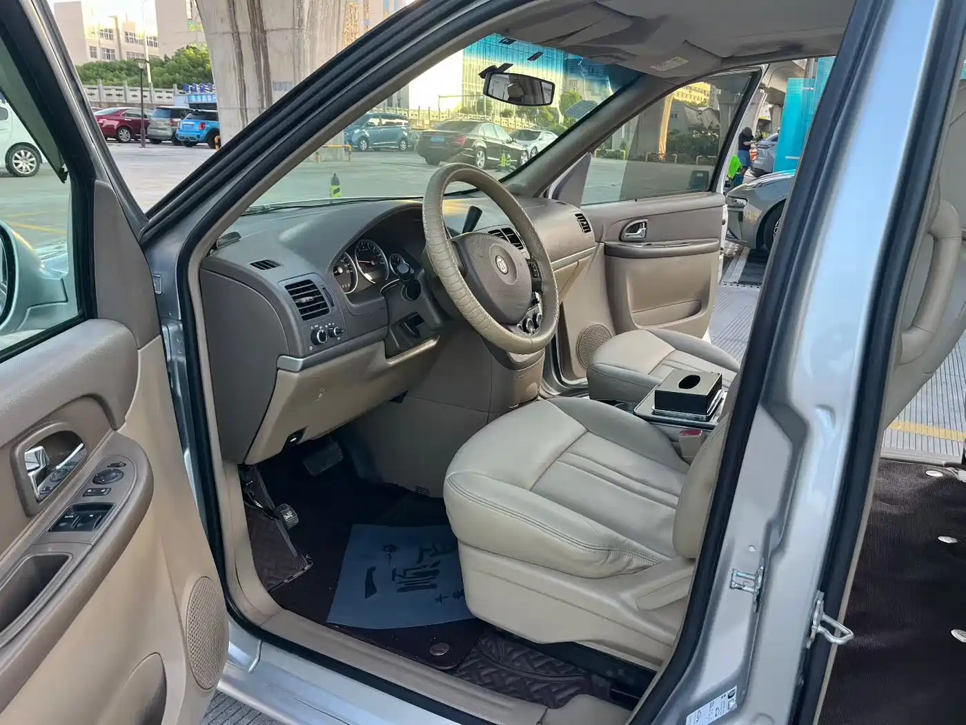 Buick GL8 2014 2.4L Classic Edition фото 4