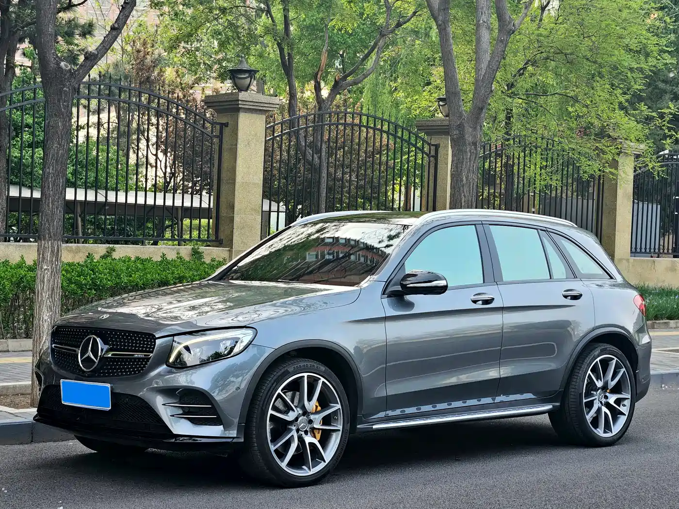 Mercedes-Benz GLC AMG 2017 AMG GLC 43 4MATIC