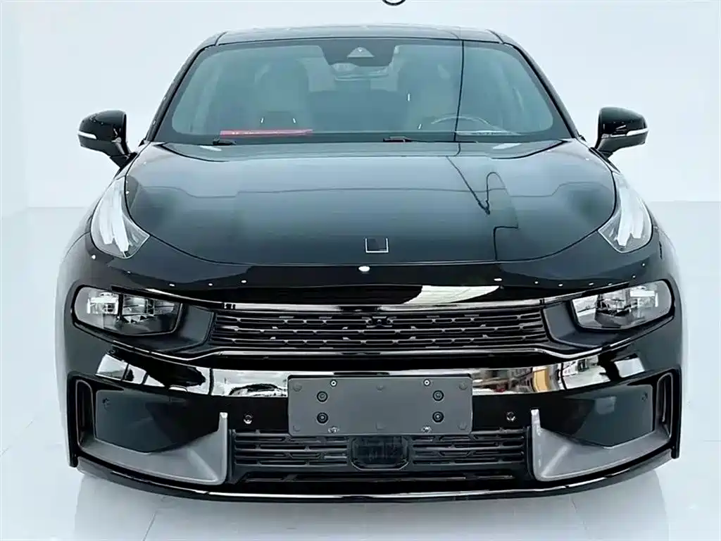 Lynk & Co 03 2020 1.5TD DCT Power Pro Edition фото 2