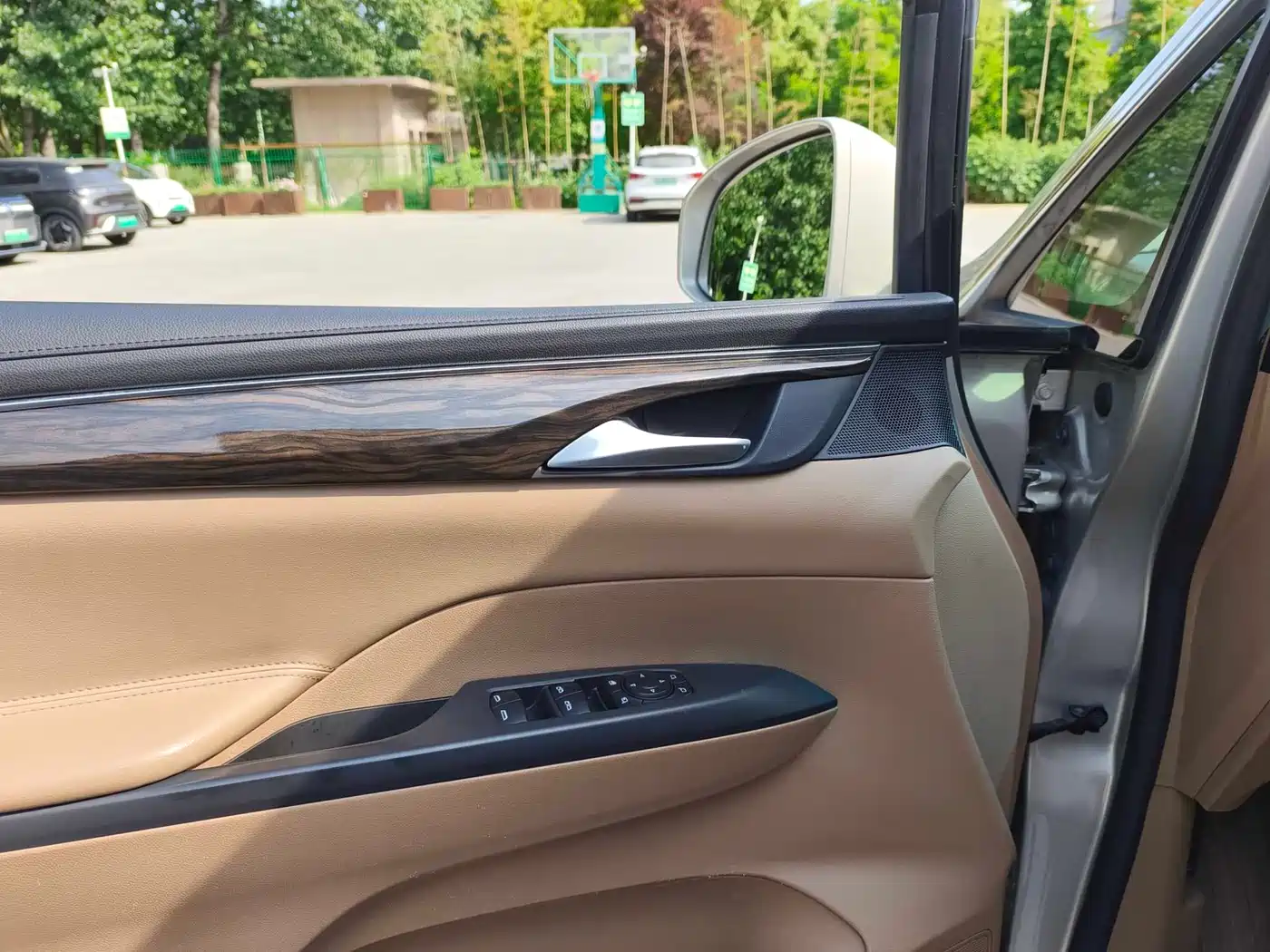 Buick GL8 2017 ES 28T Premium China V фото 6