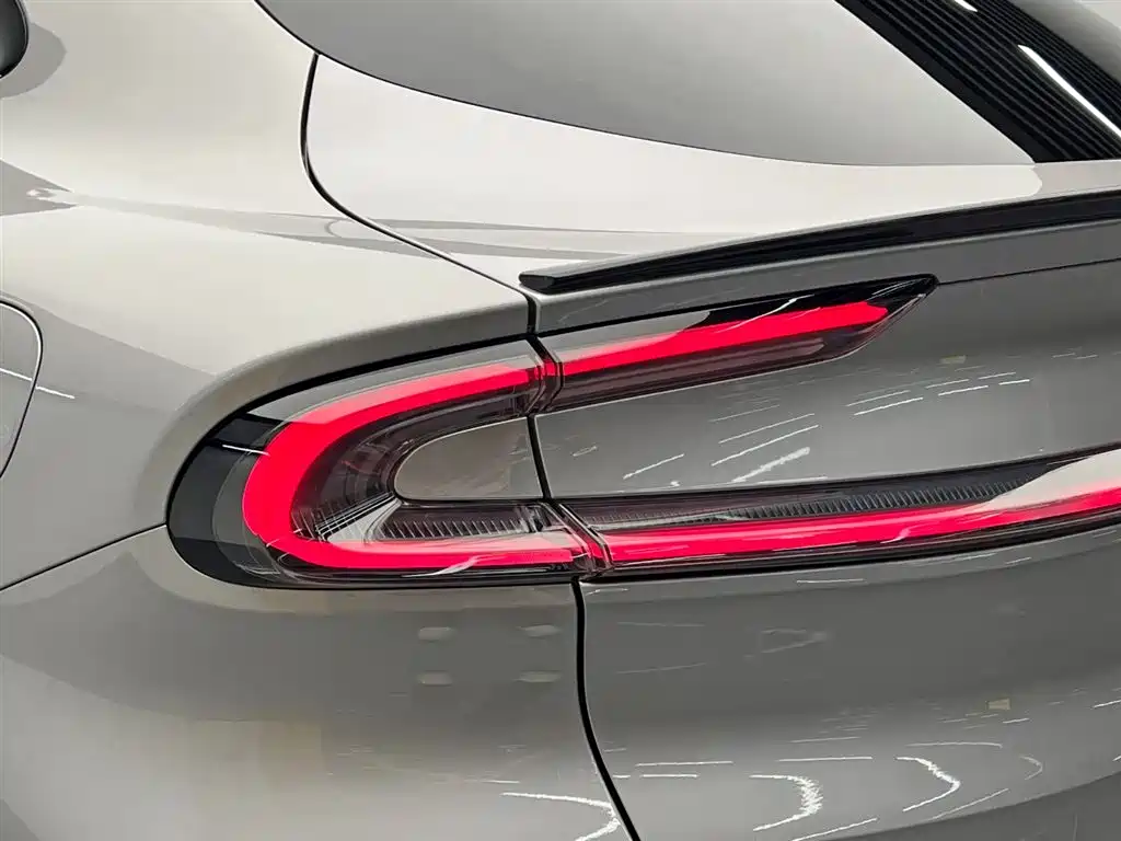 Xiaomi Auto Xiaomi YU7 2025 Extended Range AWD Pro фото 11