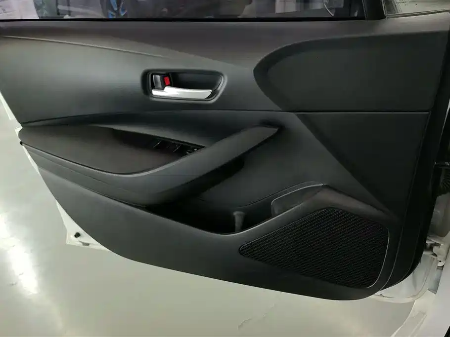 Toyota Levin 2023 Smart Hybrid 1.8L Luxury фото 7