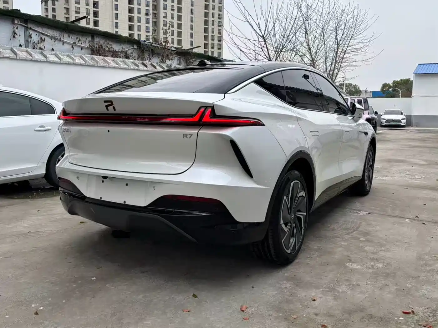 RISING AUTO FEIFAN R7