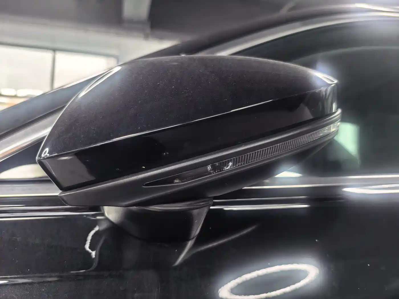 Lexus ES 2025 Model 300h Base Version фото 24