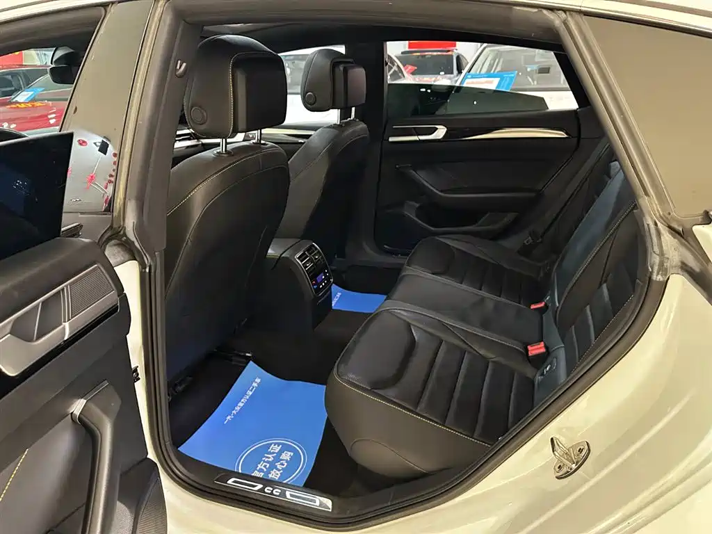 Volkswagen FAW-Volkswagen CC 2021 380TSI Eye-catching Edition фото 28