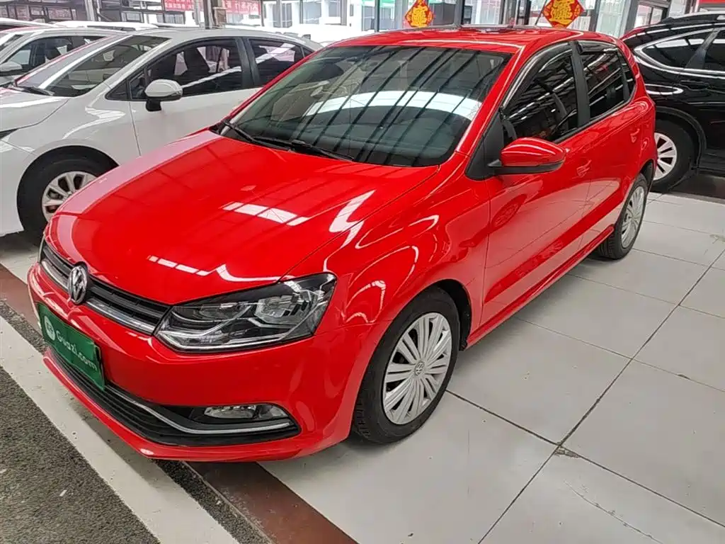 Volkswagen Polo 2016 1.6L Automatic Comfort фото 2