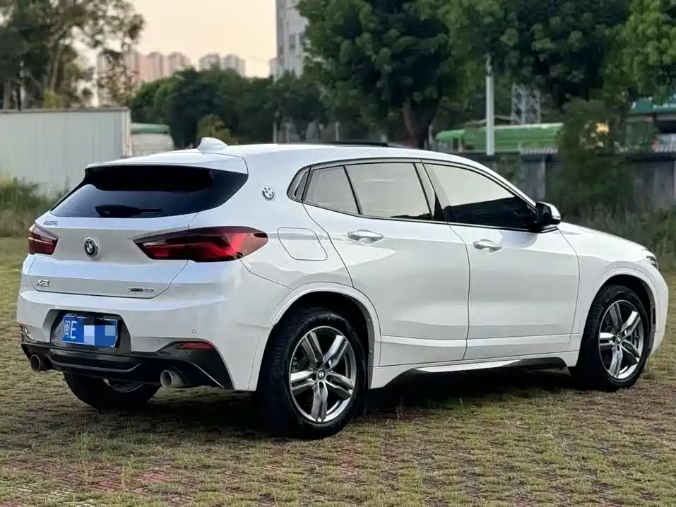 BMW X2 2021 sDrive25i Leading M Off-Road Package фото 9