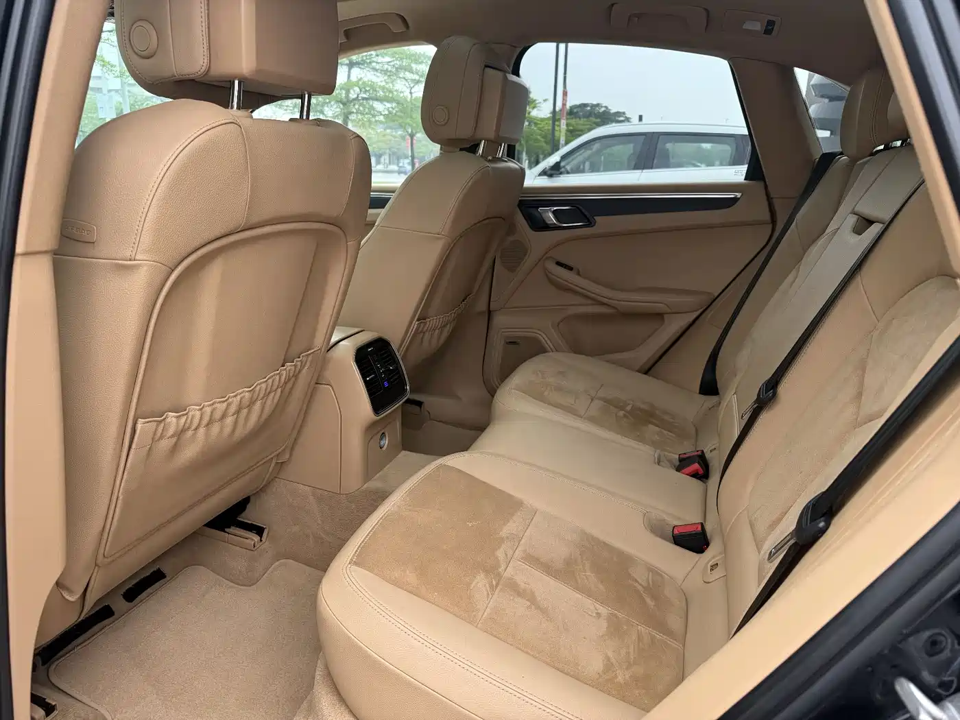 Porsche Macan 2016 Macan 2.0T фото 10