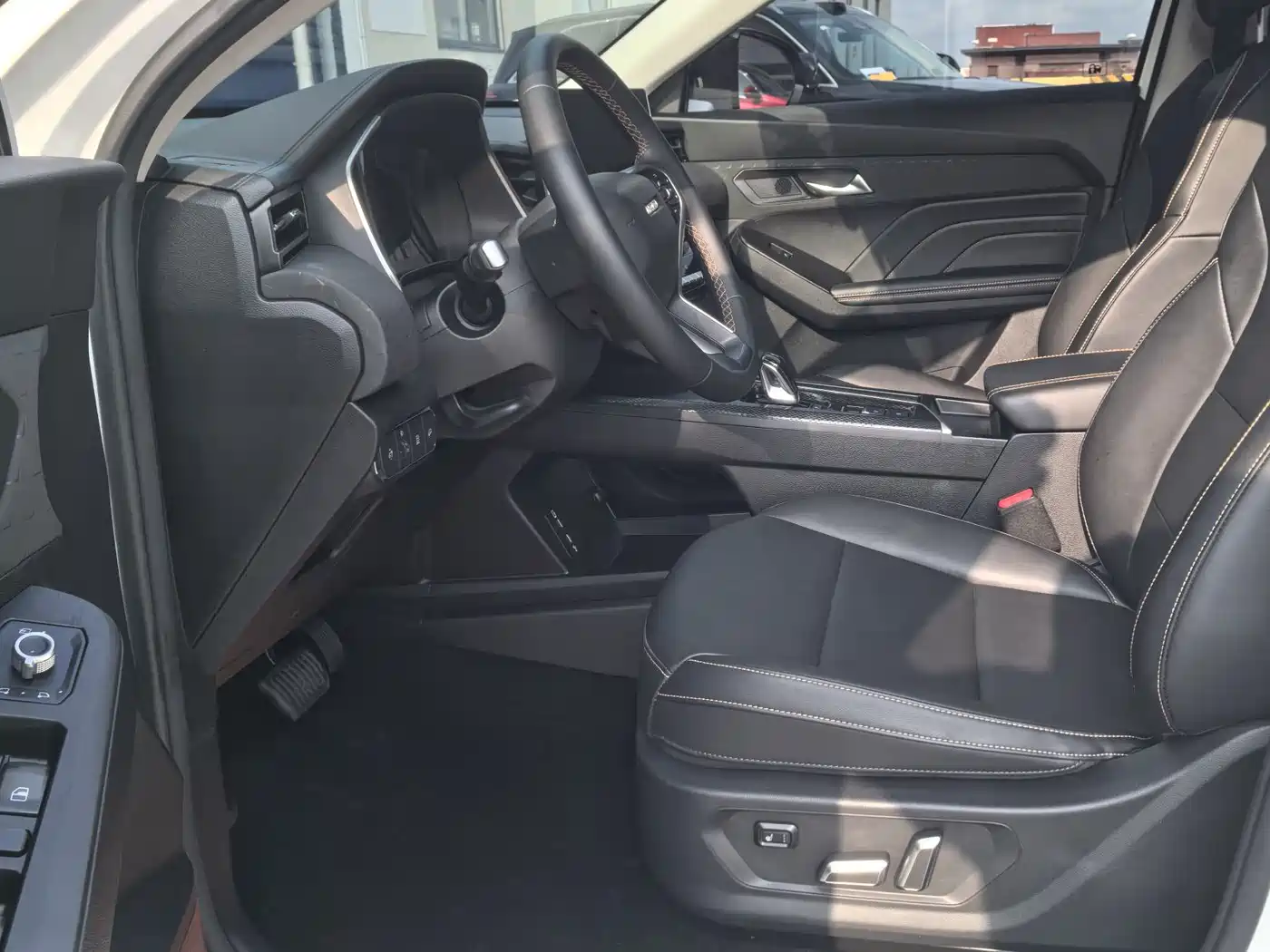 HAVAL RED RABBIT