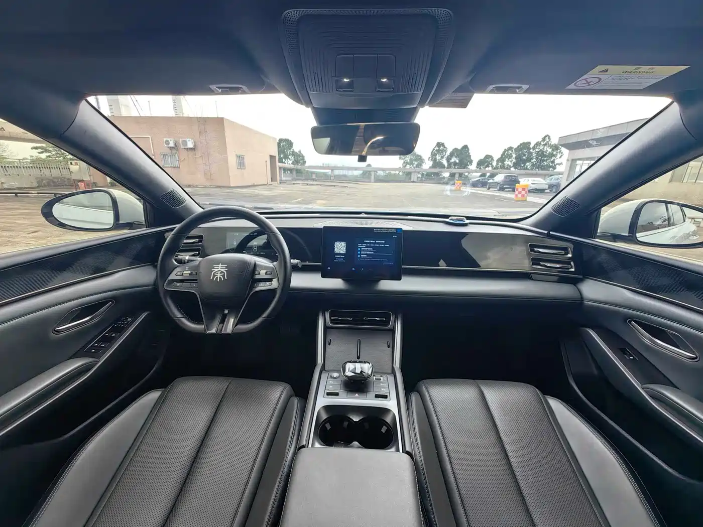 BYD Qin L 2024 DM-i 80KM Leading Edition фото 17