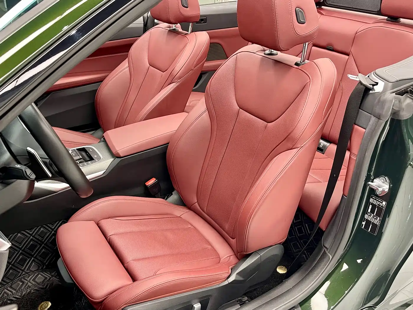 BMW 4 Series 2023 430i Convertible M Sport Shadowline Package фото 7