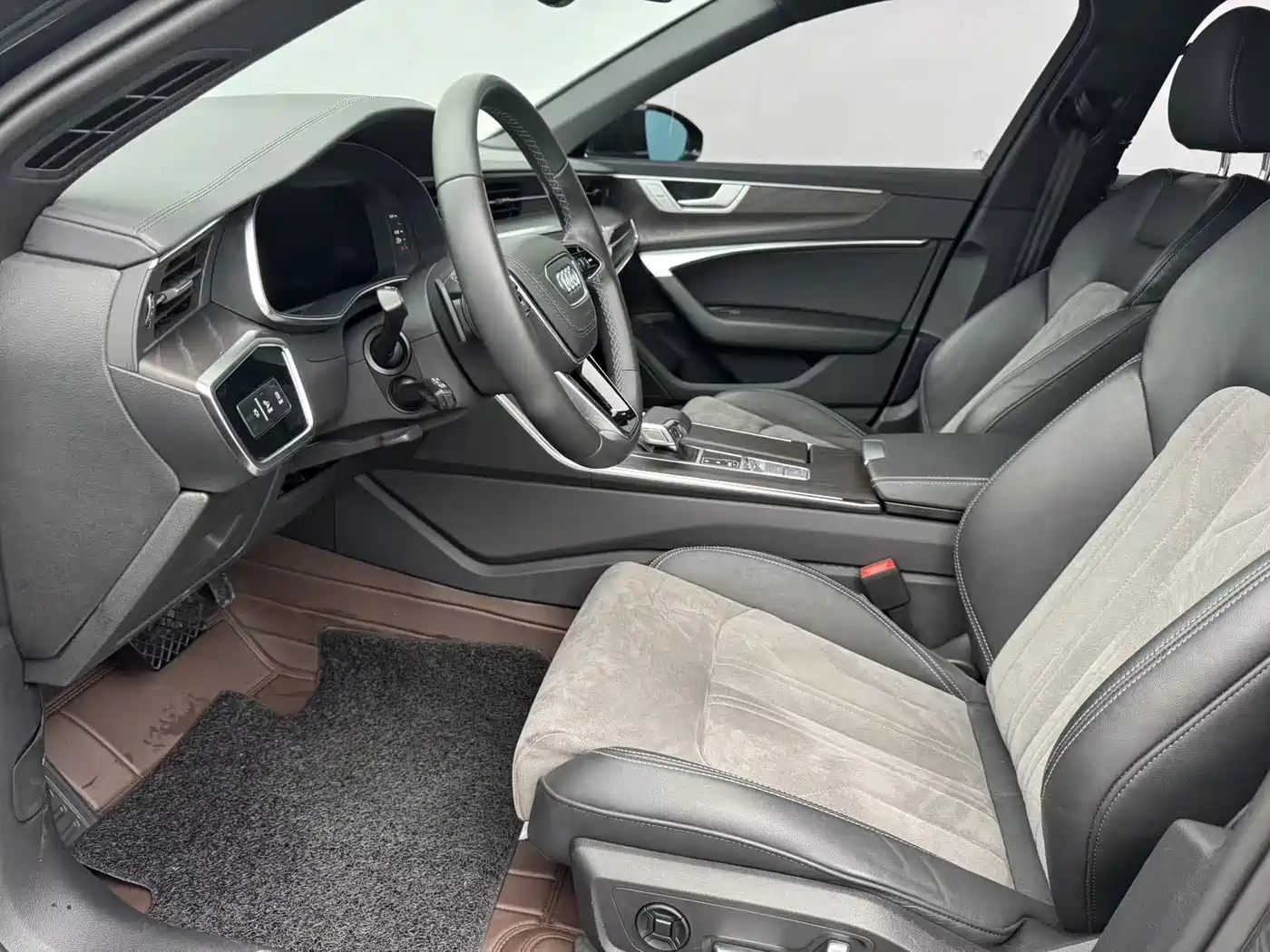 Audi A6L 2023 Facelift 45 TFSI quattro Premium Dynamic фото 7