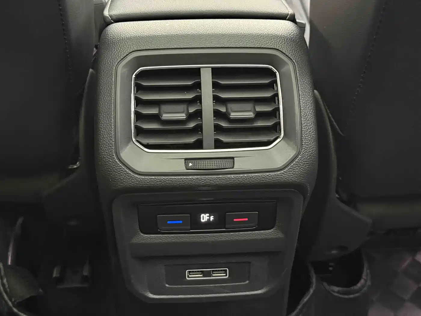 Volkswagen Tiguan L 2018 330TSI Automatic 2WD Luxury Edition фото 16