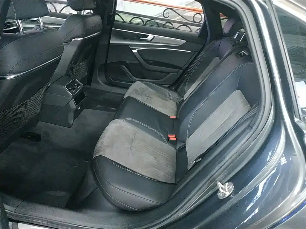 Audi A6L 2020 45 TFSI Premium Dynamic фото 13
