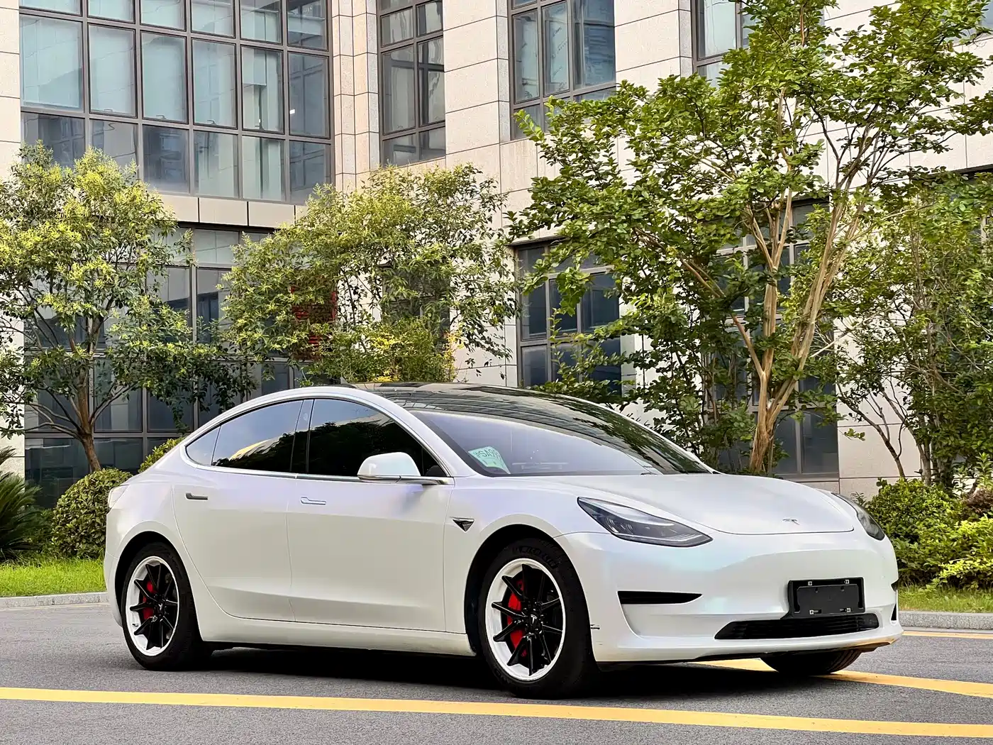 Tesla Model 3 2020 2020 Facelift Standard Range RWD Upgrade