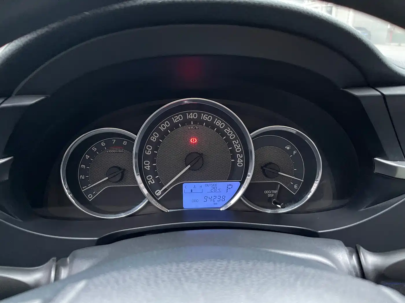Toyota Levin 2014 1.6G CVT Elite Edition фото 8
