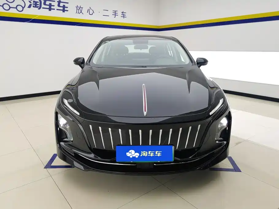 Hongqi E-QM5 2025 2024 Model 610km PLUS