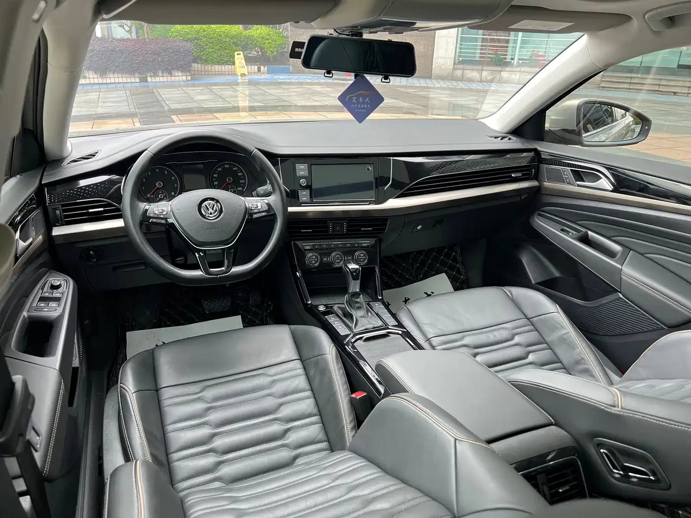 Volkswagen Passat 2019 330TSI Elite Version China VI фото 11