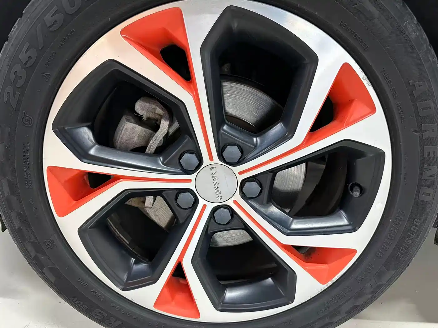 Lynk & Co 02 2020 1.5T DCT 2WD Shine Edition фото 16