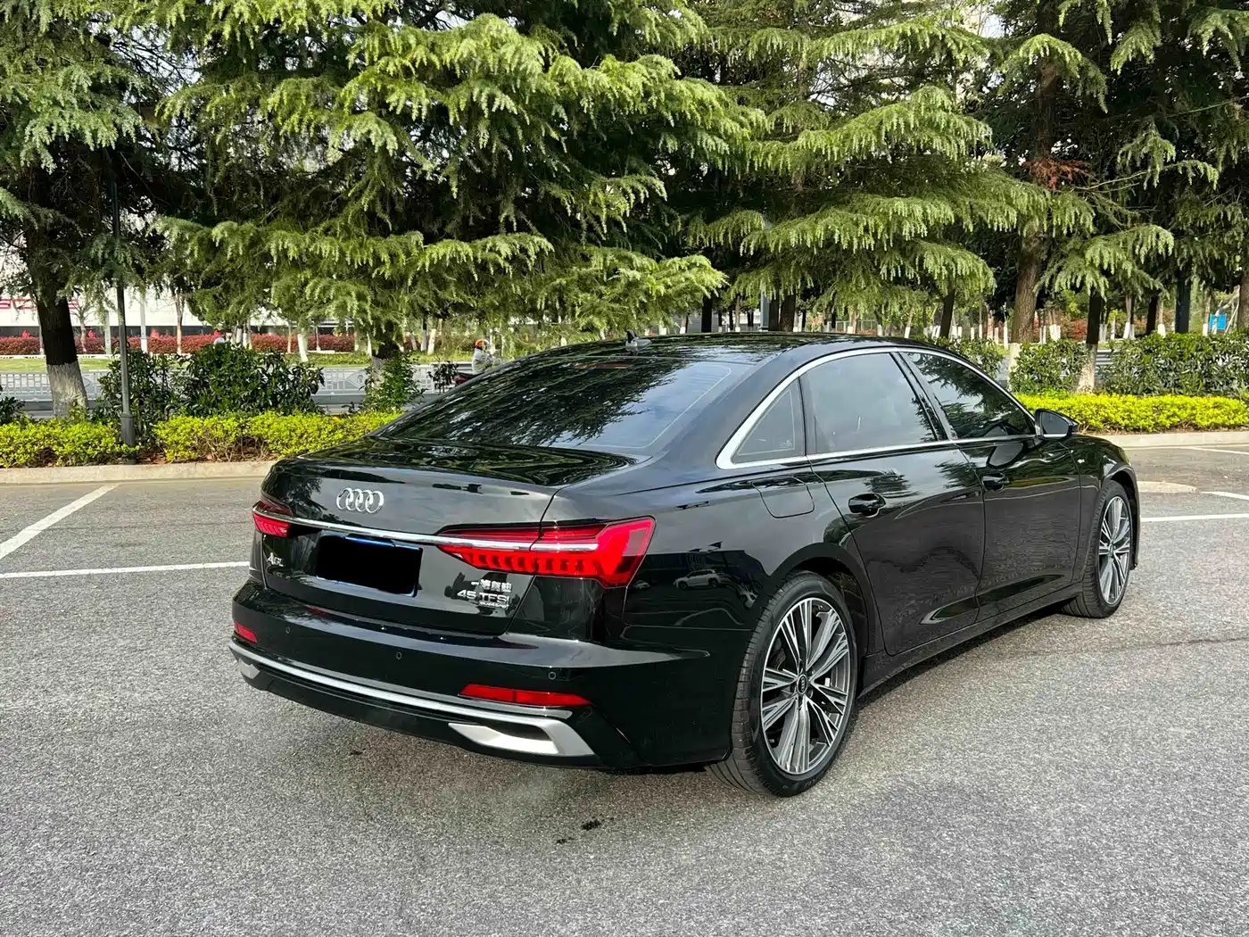 Audi A6L 2023 40 TFSI Luxury Dynamic фото 3