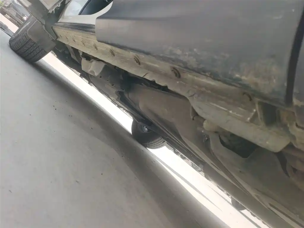 Toyota RAV4 Rongfang 2015 2.0L CVT 2WD Trend Edition фото 22