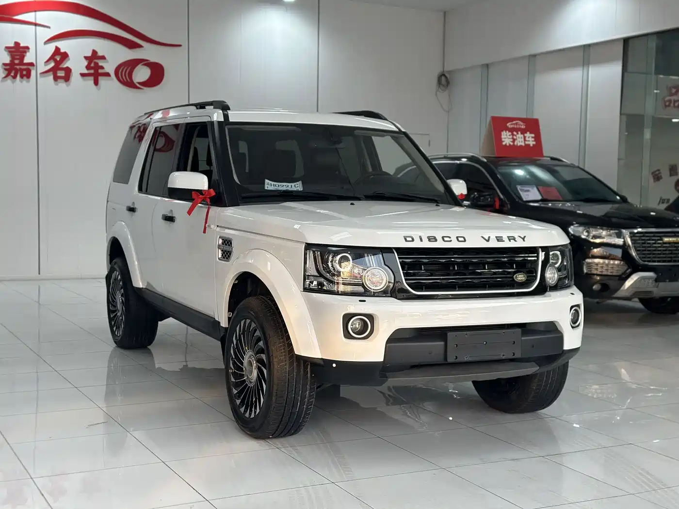 Land Rover Discovery 2013 3.0 SDV6 HSE Diesel фото 3