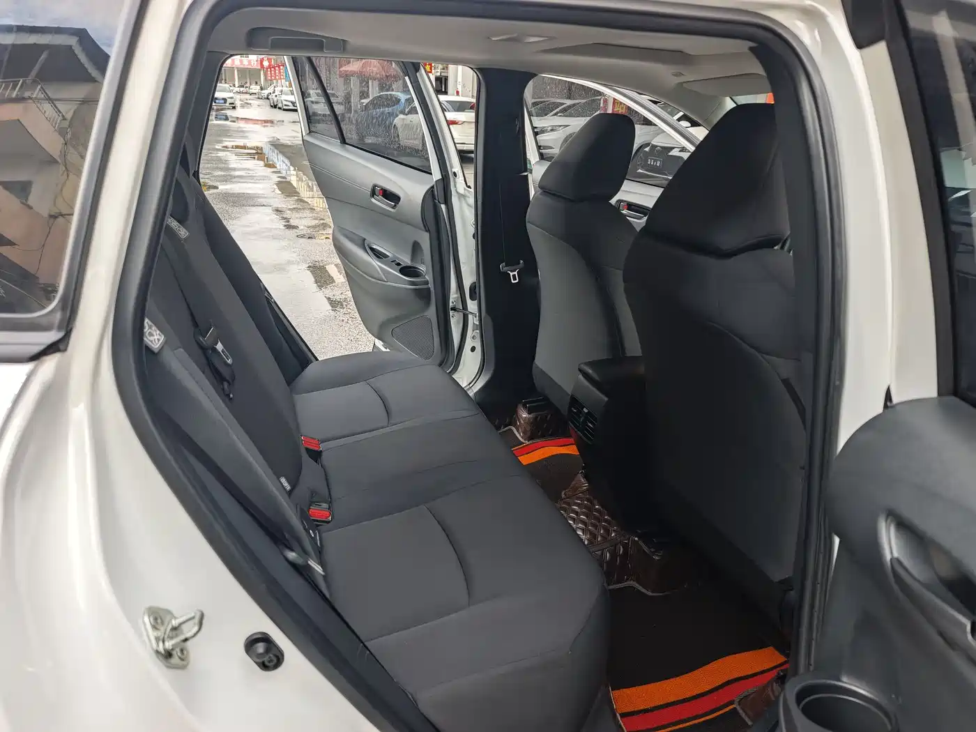 Toyota Corolla Cross 2022 2.0L Premium Edition фото 11