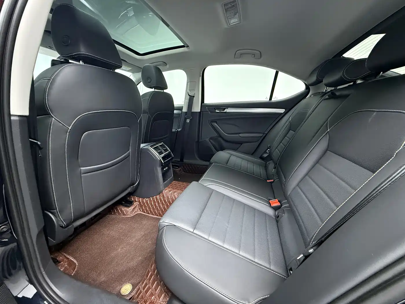 Škoda Superb 2023 Facelift TSI280 DSG Premium Edition фото 8