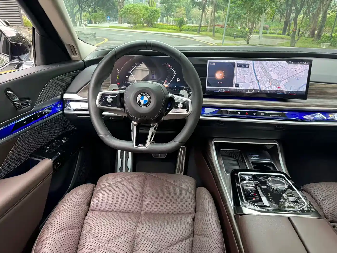BMW 7 Series 2023 Model 740Li Leading M Sport Package фото 11