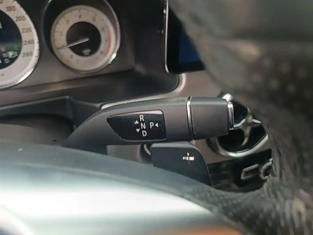 Mercedes-Benz GLK-Class 2014 GLK 200 Standard фото 10