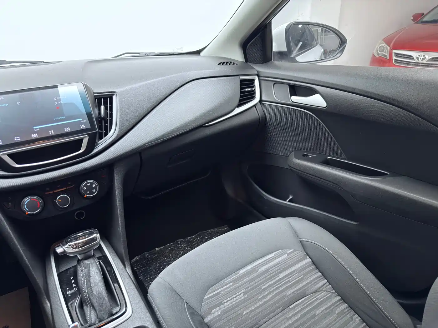 Chevrolet Cavalier 2018 320 Auto Enjoy Edition фото 8