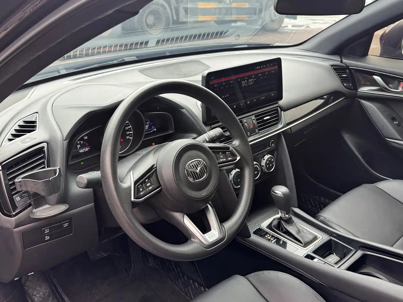 MAZDA CX-4