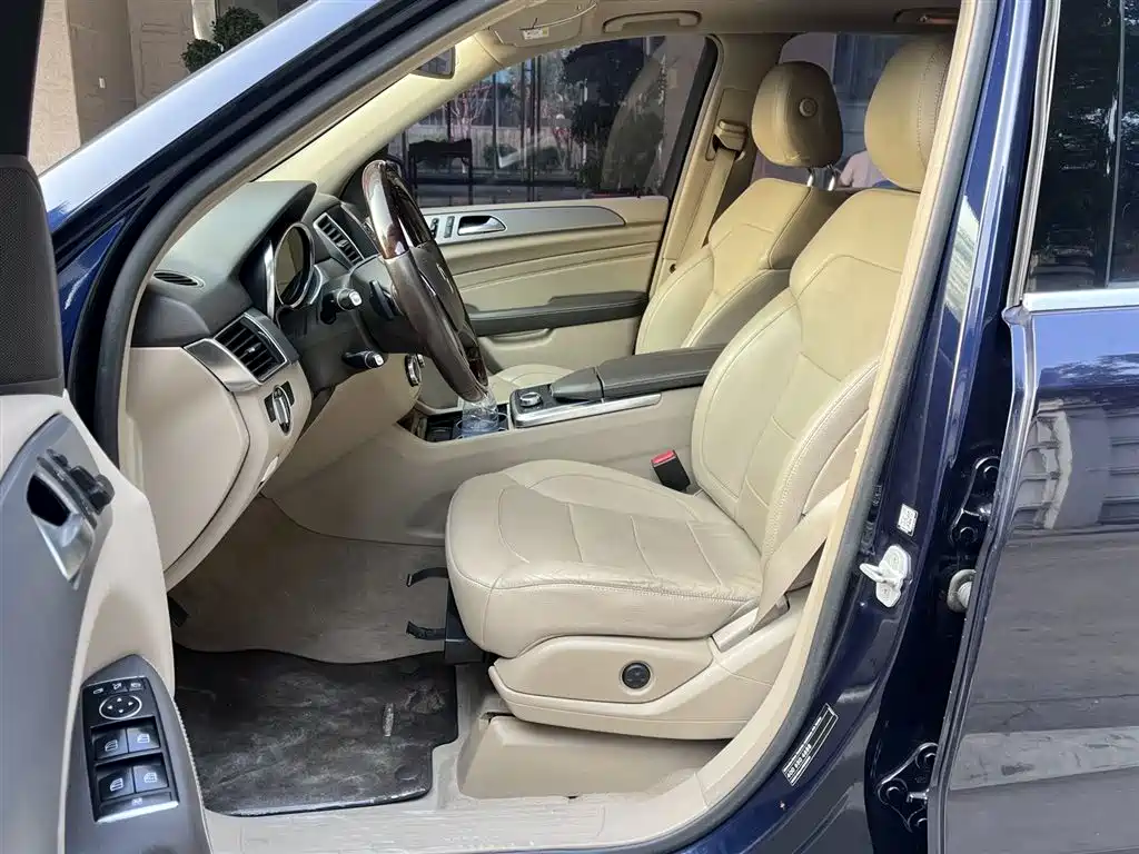 Mercedes-Benz M-Class 2014 ML 320 4MATIC фото 4
