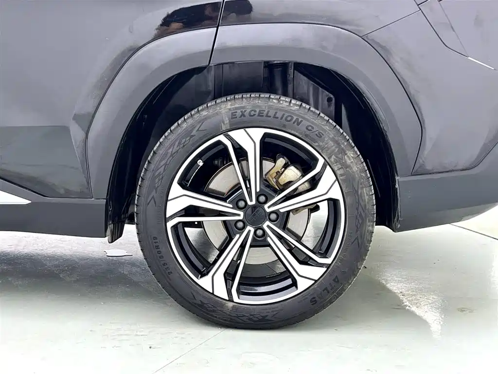 Geely Galaxy Galaxy L7 2023 1.5T 115km Starship фото 10