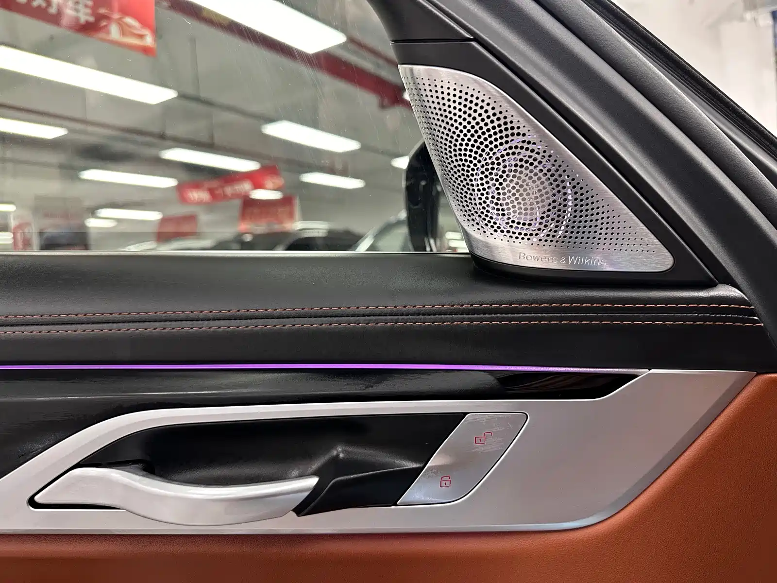 Фото 26 - BMW 7 Series