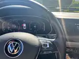 Фото 9 - Volkswagen Passat