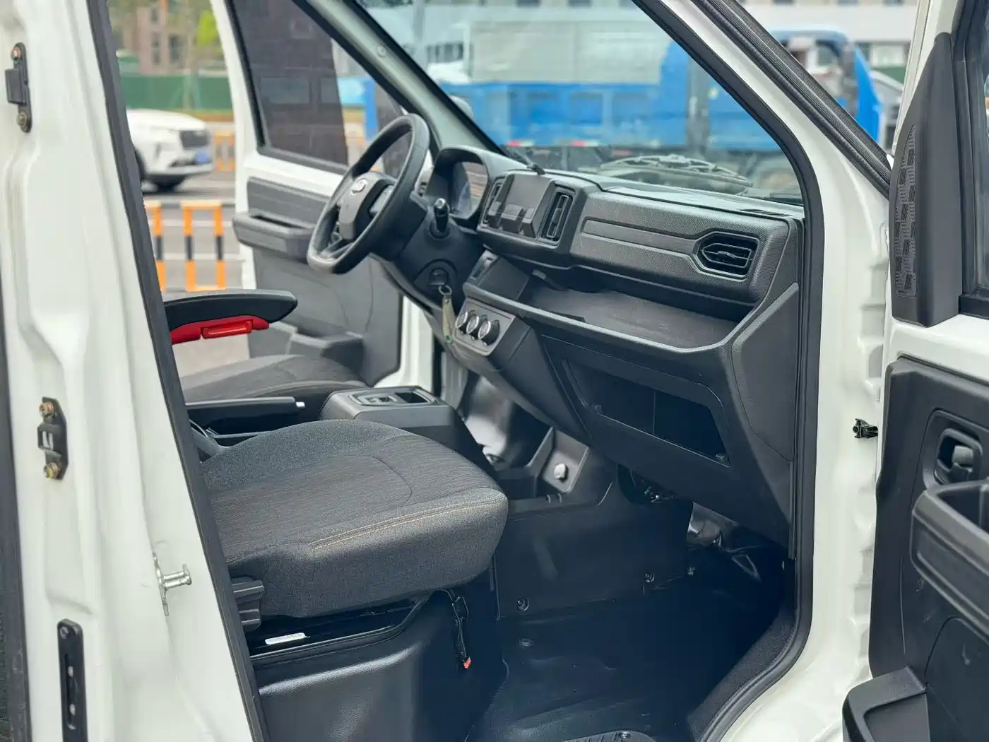 Karry Jiangtun E7 2024 2024 Model Clear Window 41.86kWh 7-Seater