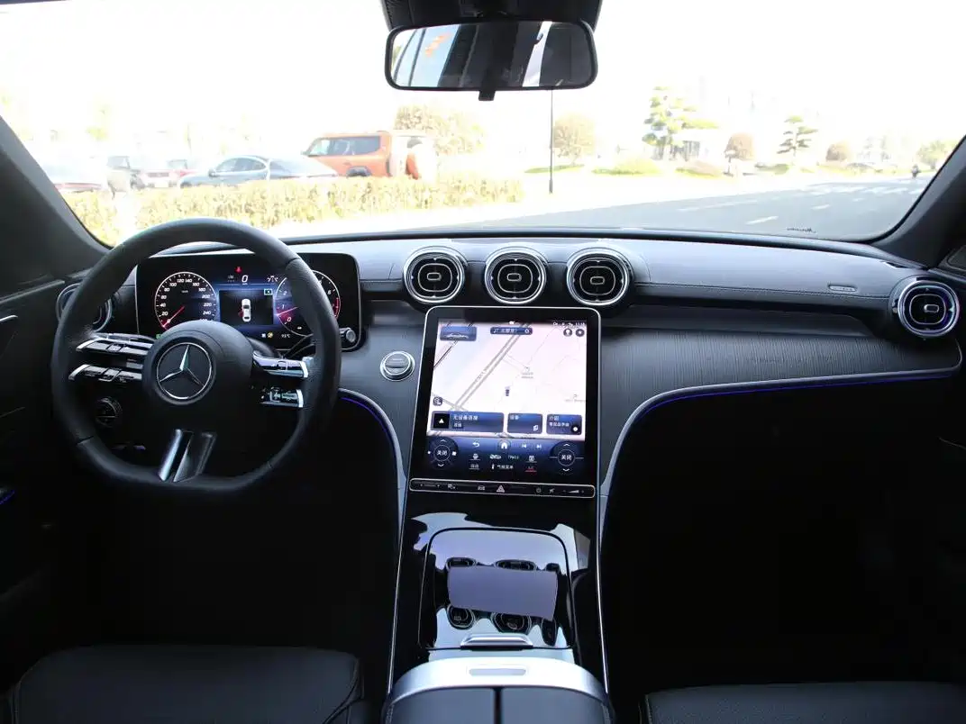 Mercedes-Benz C-Class 2023 C 260 L Sport фото 5