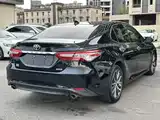 Фото 4 - Toyota Camry