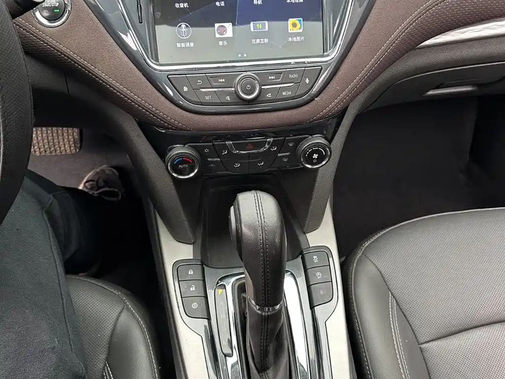 Chevrolet Malibu 2018 530T Automatic Luxury Edition фото 14