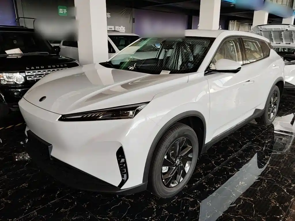 Dongfeng Aeolus SKY EV01 2025 — пригон из Китая