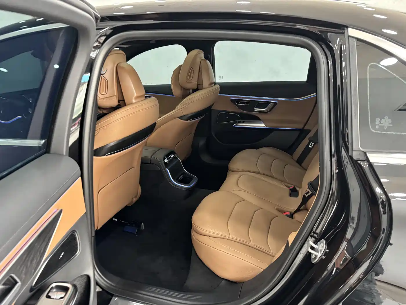 Mercedes-Benz E-Class 2024 Facelift E 300 L Fashion Sport фото 22