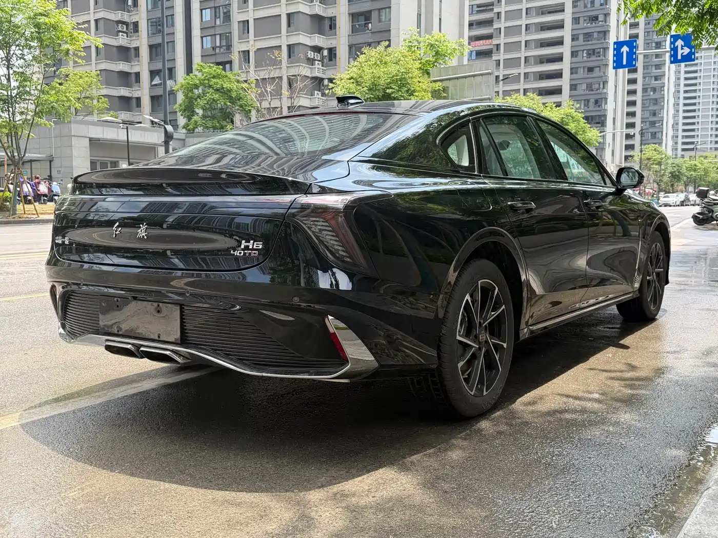 Hongqi H6 2025 Model 2.0T Beauty Edition фото 6