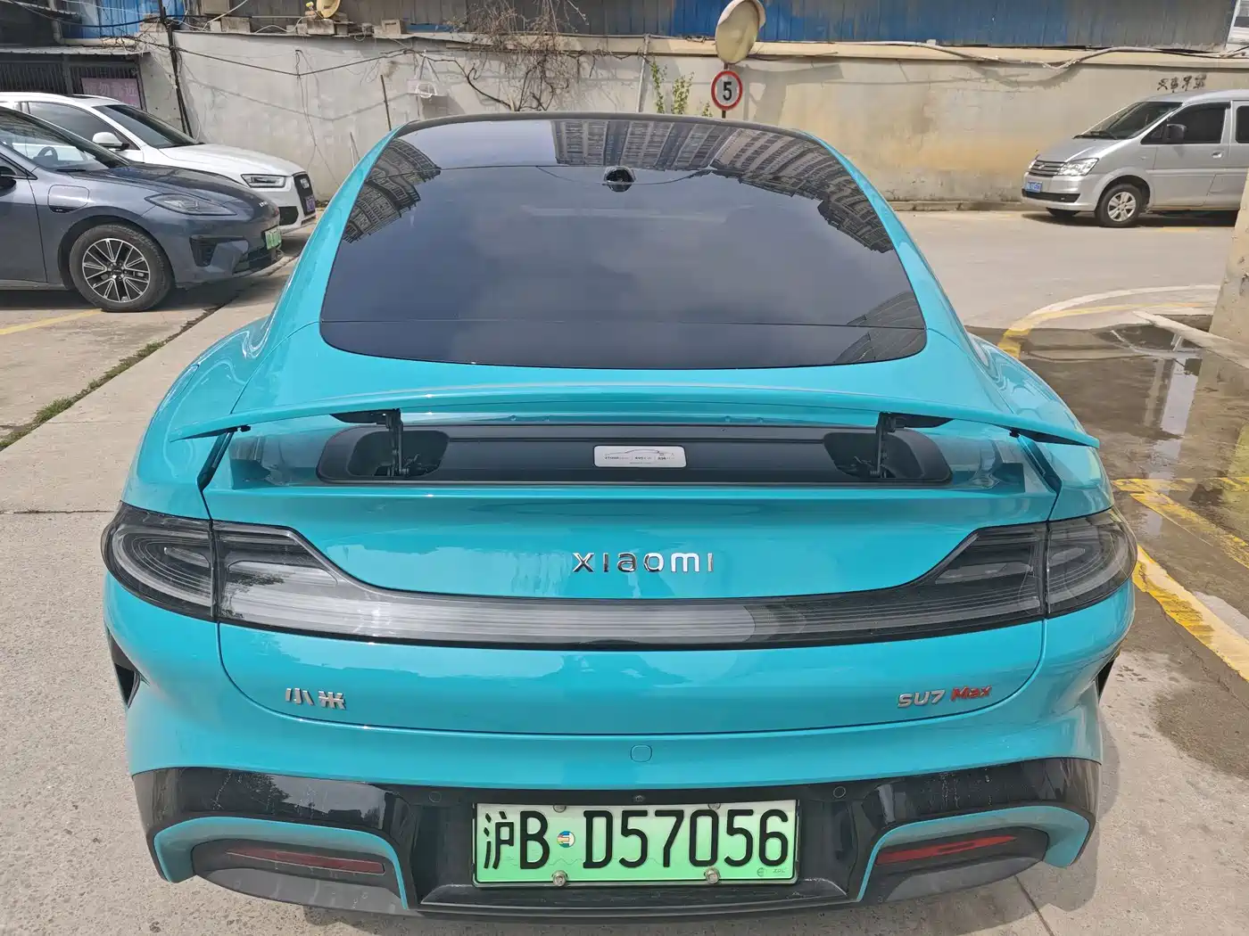 XIAOMI CAR XIAOMI SU7