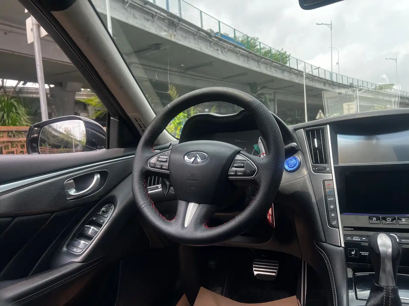 Infiniti Q50L 2015 2.0T Sport фото 28
